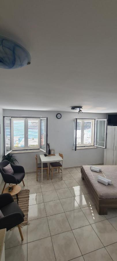 Apartments Matea Studio Apartment Štikovica المظهر الخارجي الصورة